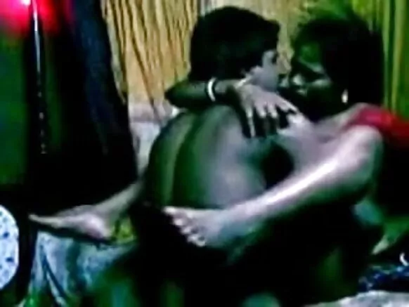 Gabar Hindi ah oo Horny ah, Haweenka Meksikaanka ah waa kuwo macaan leh.