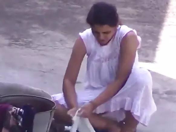 Hoosta kamaradaha qarsoon ee marada koowaad ee No. 54 video of grannies fucking.