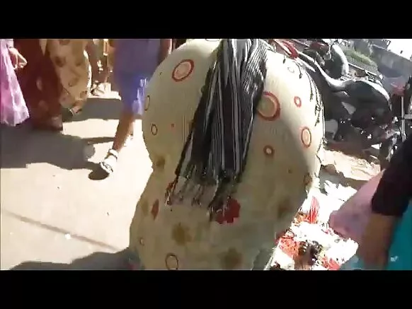 Booto wadada Hindida voyeur aad buu u weyn yahay.
